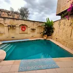 Apartment Charming In With Pool, Gozo-tripinngozo *