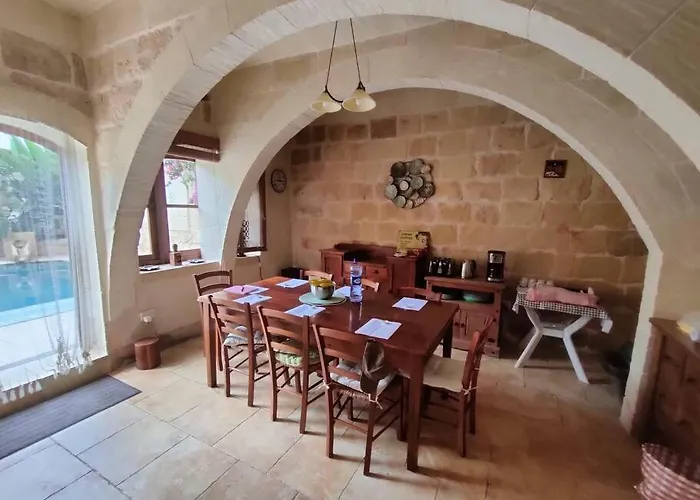 Charming In With Pool, Gozo-tripinngozo * Ghajn il-Kbira (Gozo)